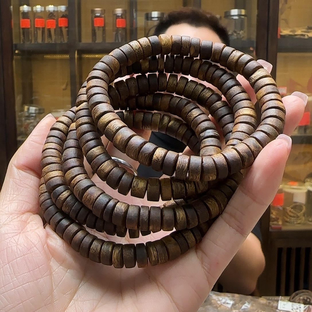 沉香沉香碎屑算盘珠9mm7 随机发一份