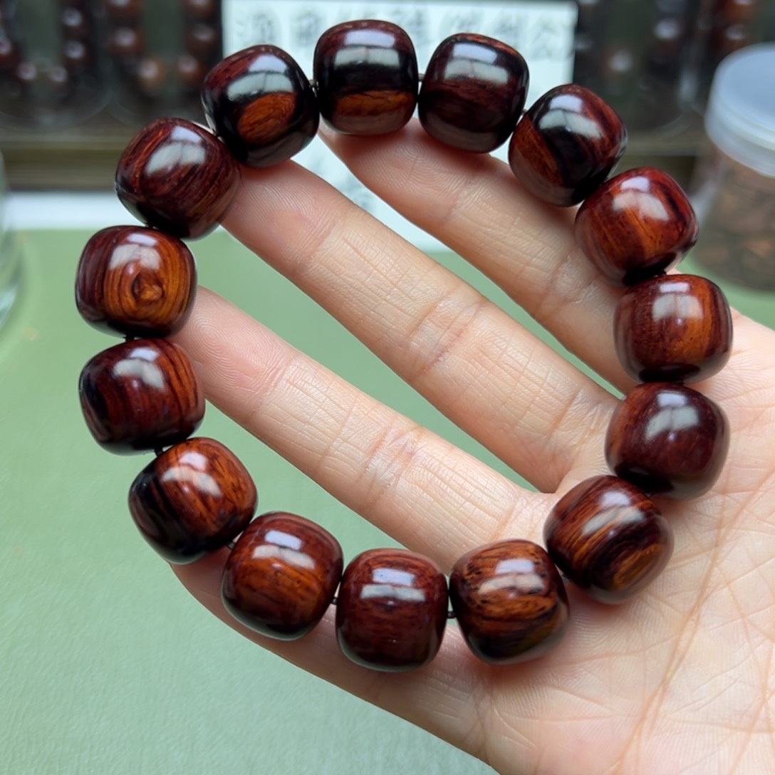 降真香其他海南红降1516芝麻点满节油瑕疵