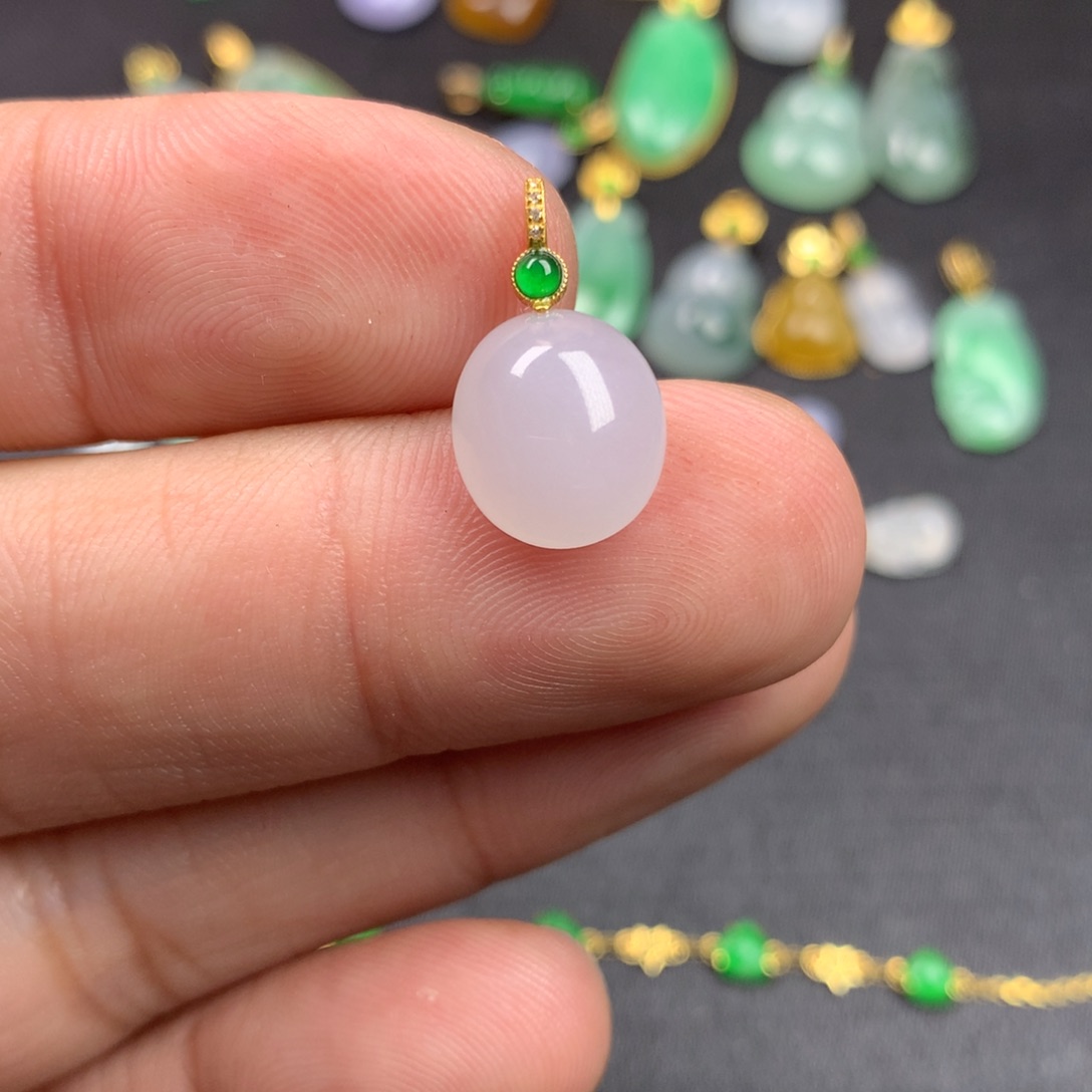 【闪购商品】颈饰18K金镶嵌翡翠翡翠