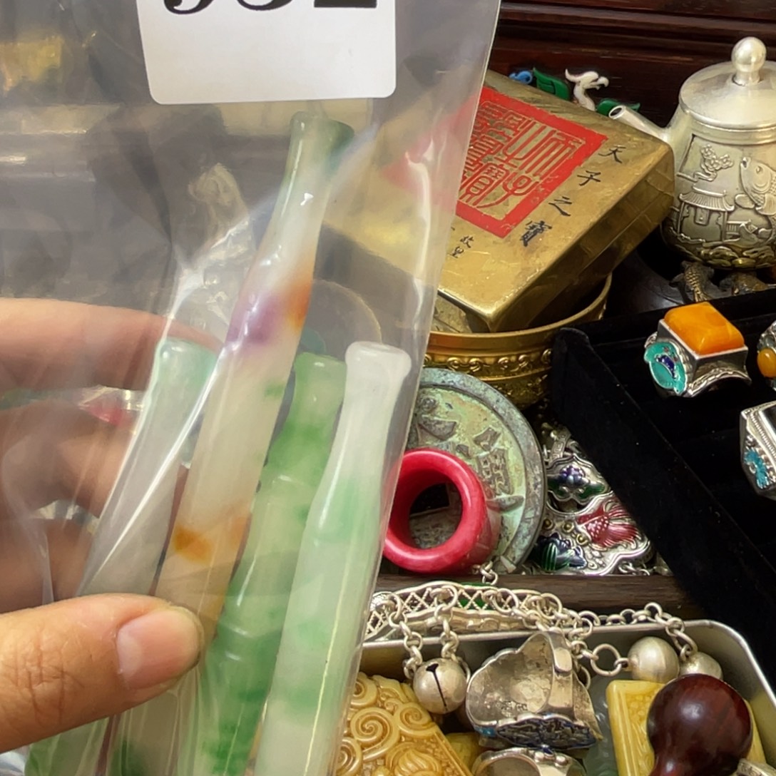 蓝****祝老板恭喜发财932