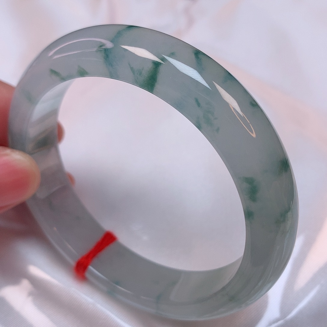 翡翠手镯未镶嵌55 翡翠手镯