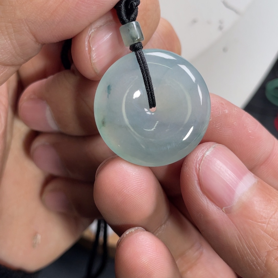 翡翠颈饰未镶嵌447566767687