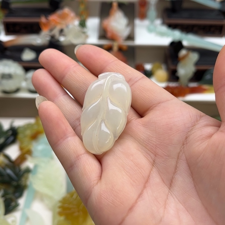 蛇纹石玉未镶嵌发饰