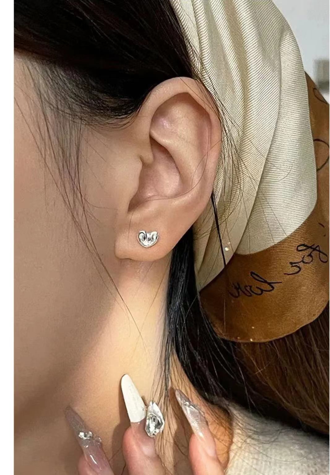 银制品 1号 爱心耳钉