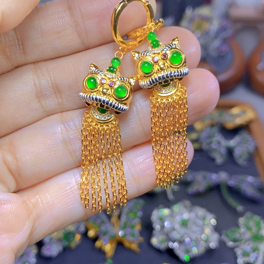 翡翠颈饰银S925镶嵌天然翡翠