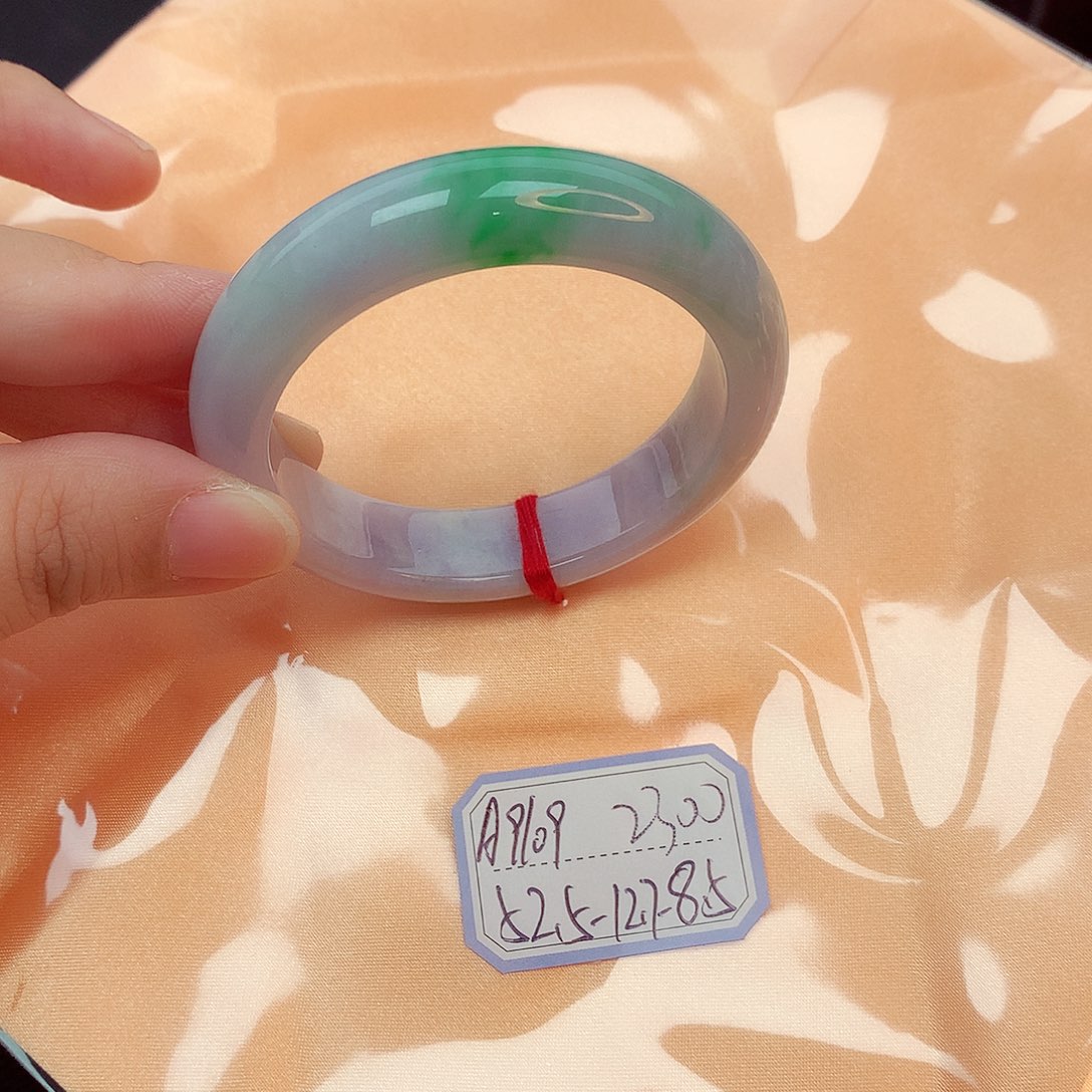 翡翠未镶嵌手镯缅甸翡翠