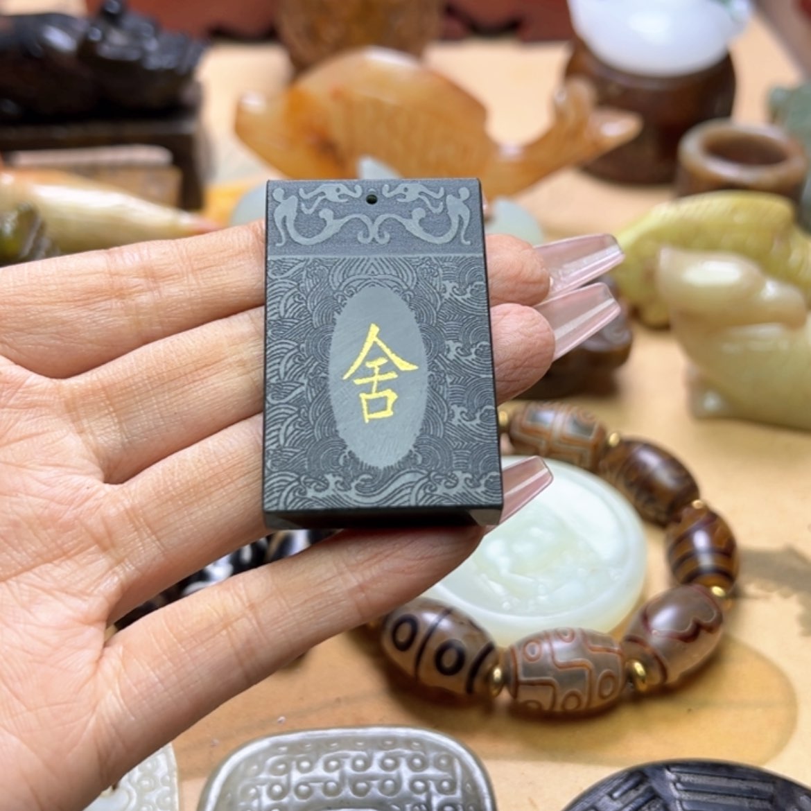 【闪购商品】蛇纹石玉颈饰未镶嵌