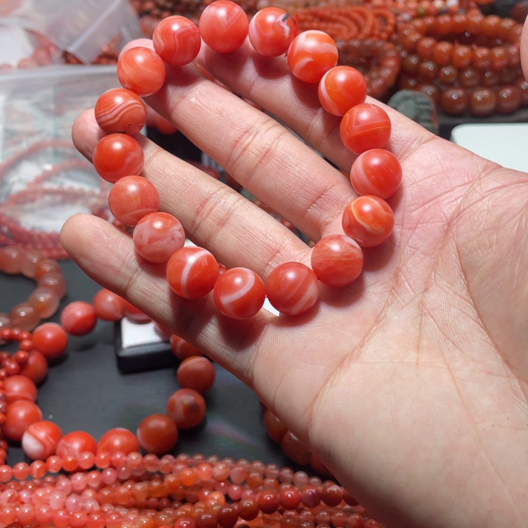 南红玛瑙手链未镶嵌