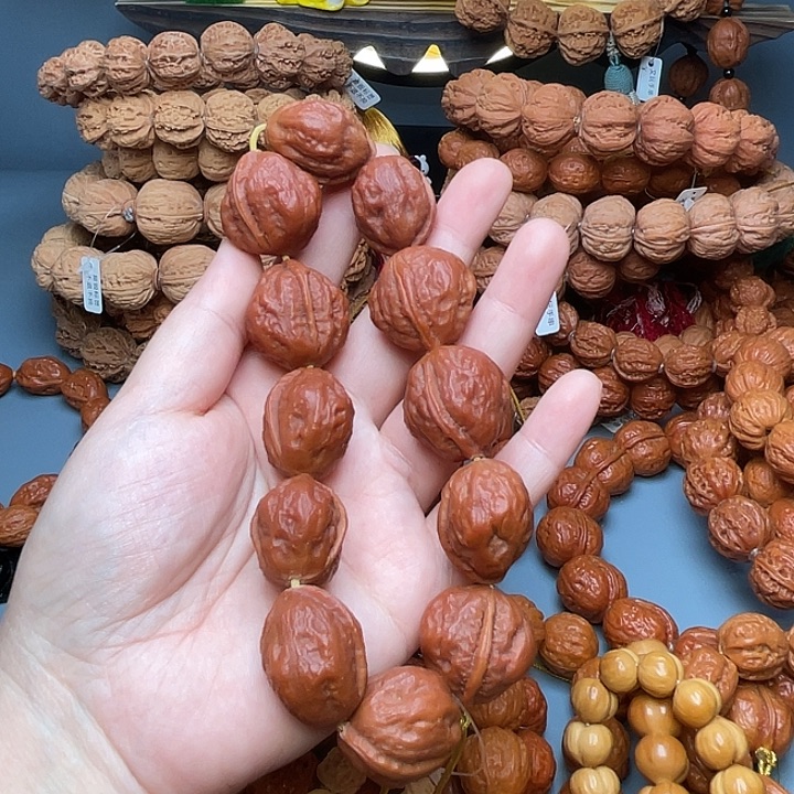 冷***知文玩核桃手串桃心