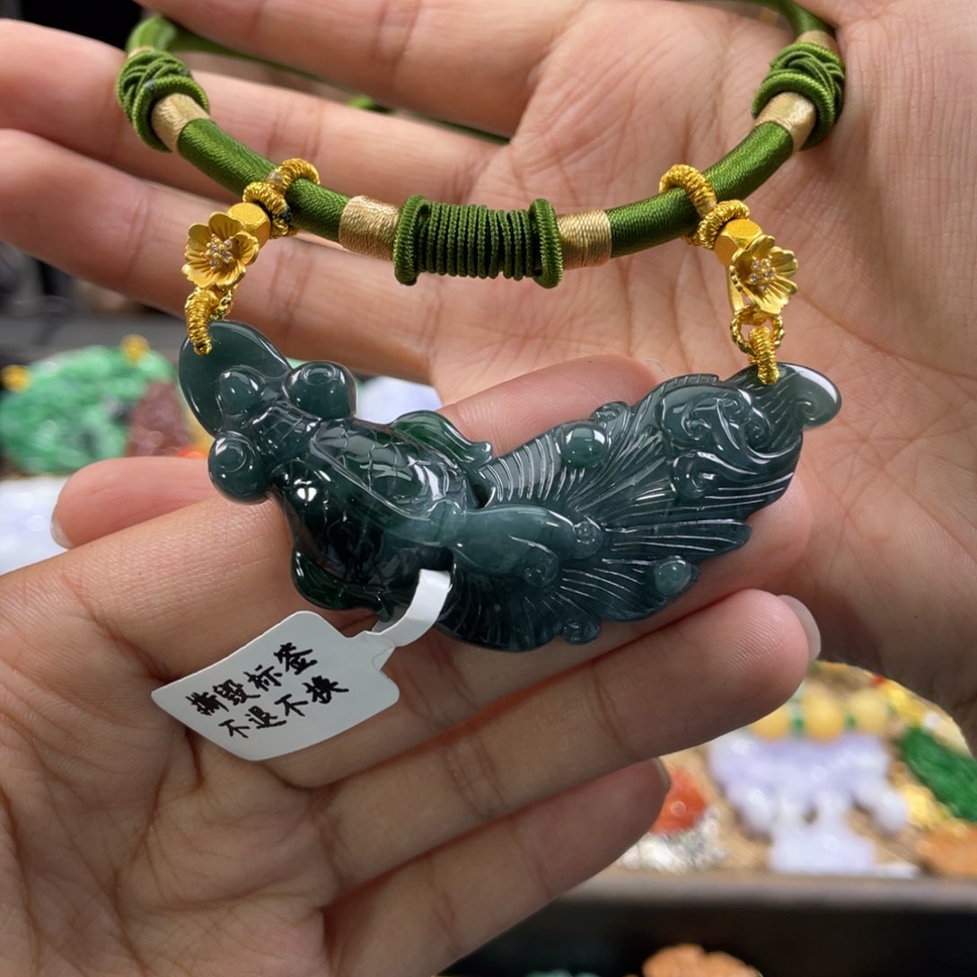 翡翠颈饰未镶嵌代编织