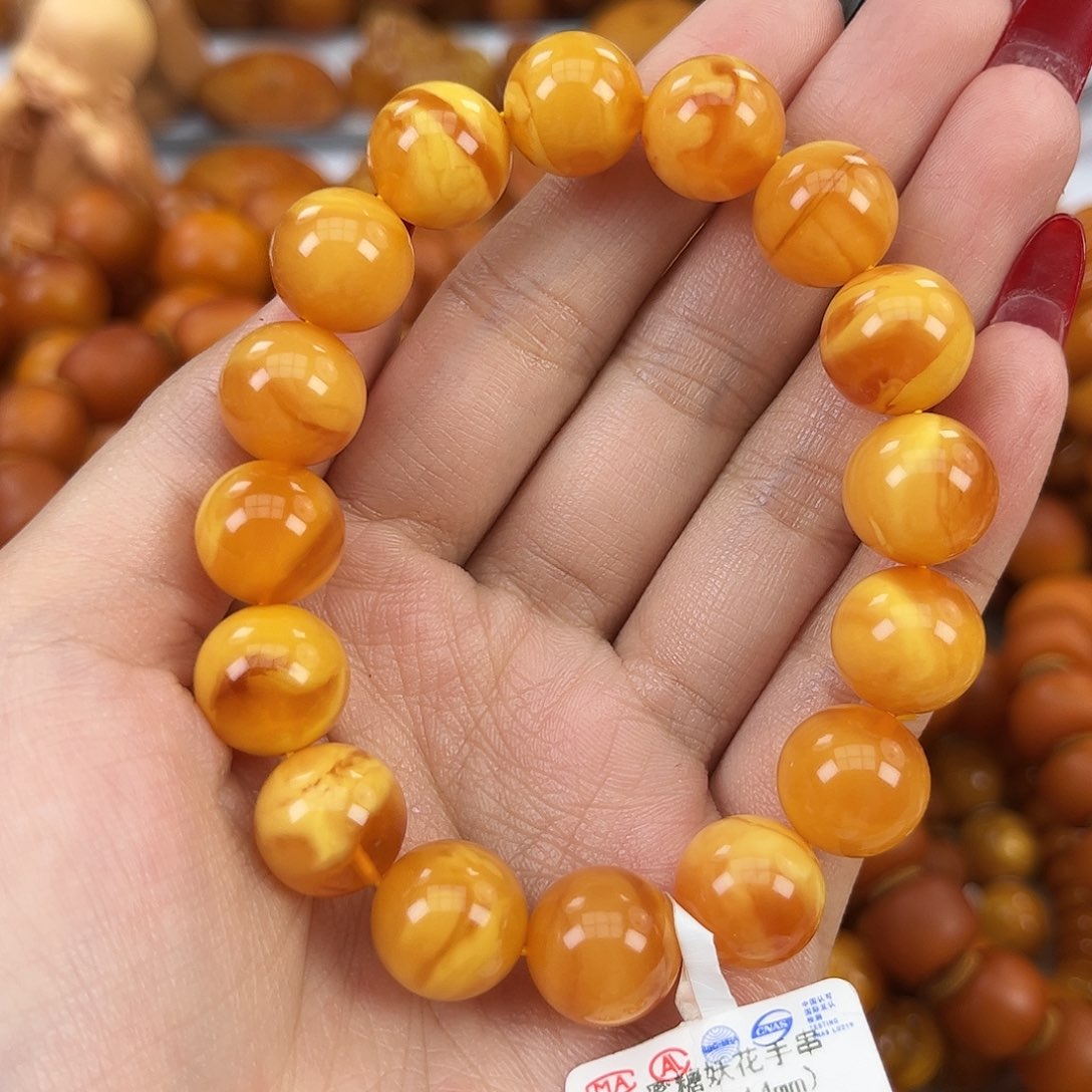 琥珀颈饰未镶嵌水**华蜜蜡