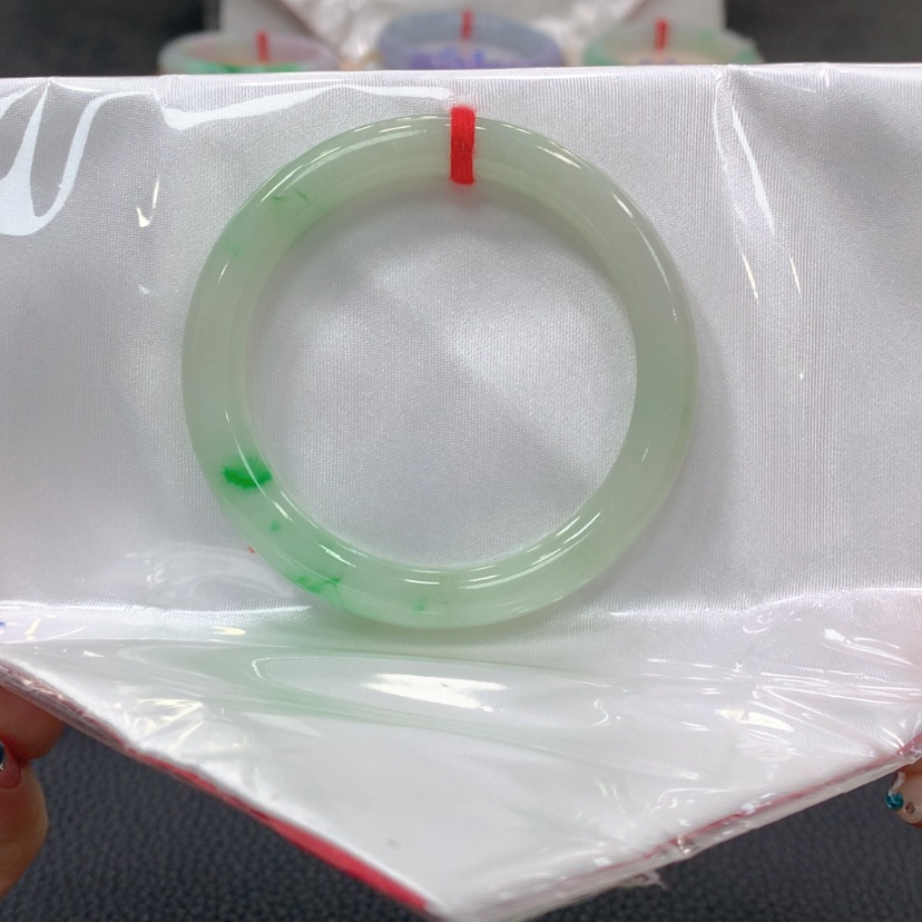 【闪购商品】翡翠手镯未镶嵌翡翠