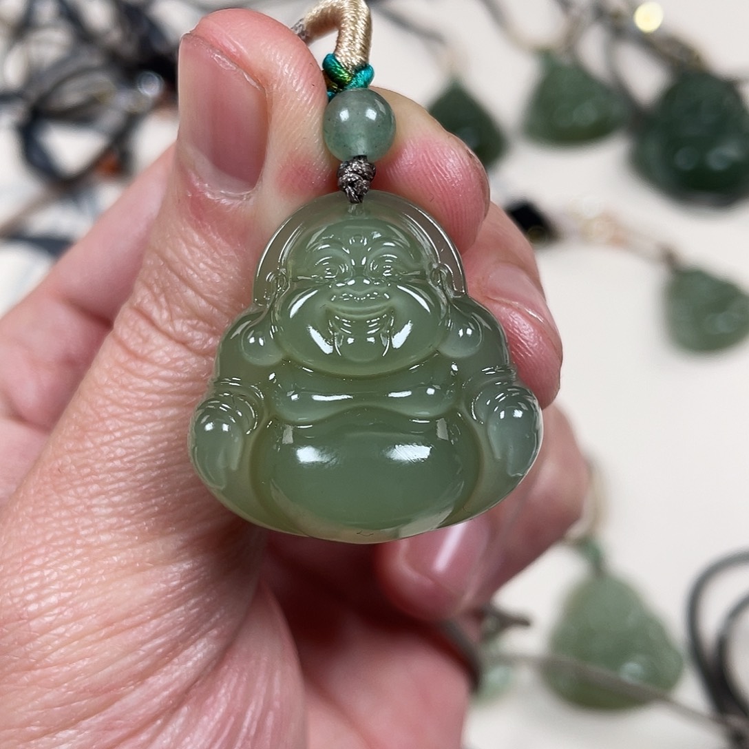 和田玉吊坠(不含链)未镶嵌瑕疵