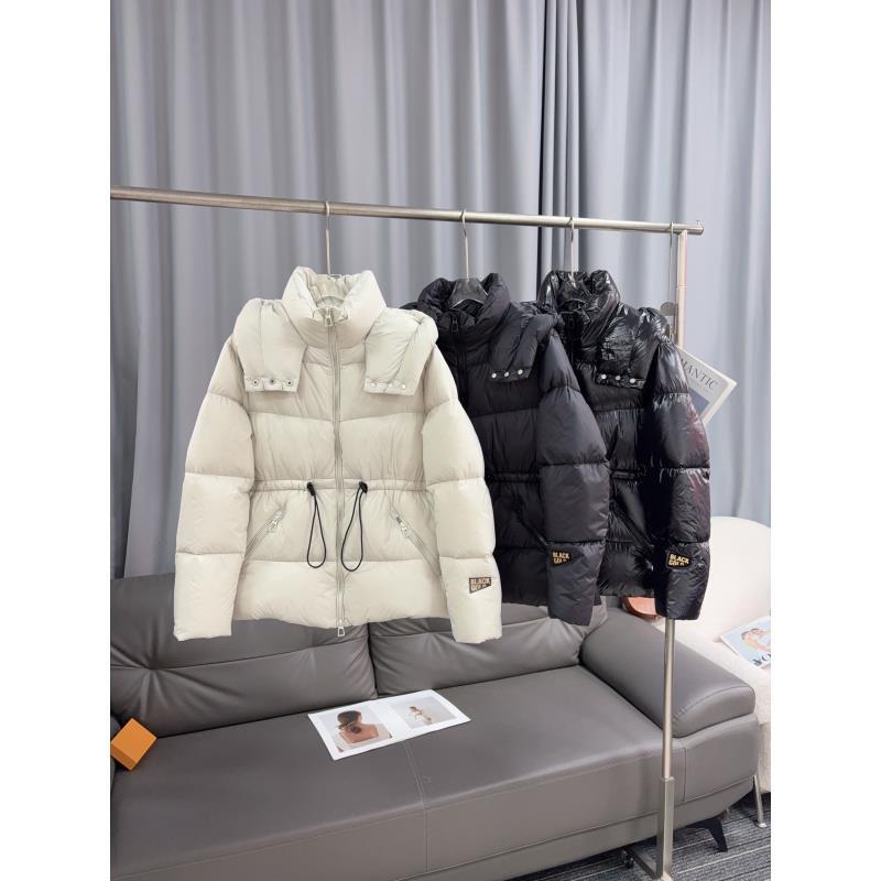 常规拉链短款合格品3D效果连帽轻薄洋气羽绒服外套