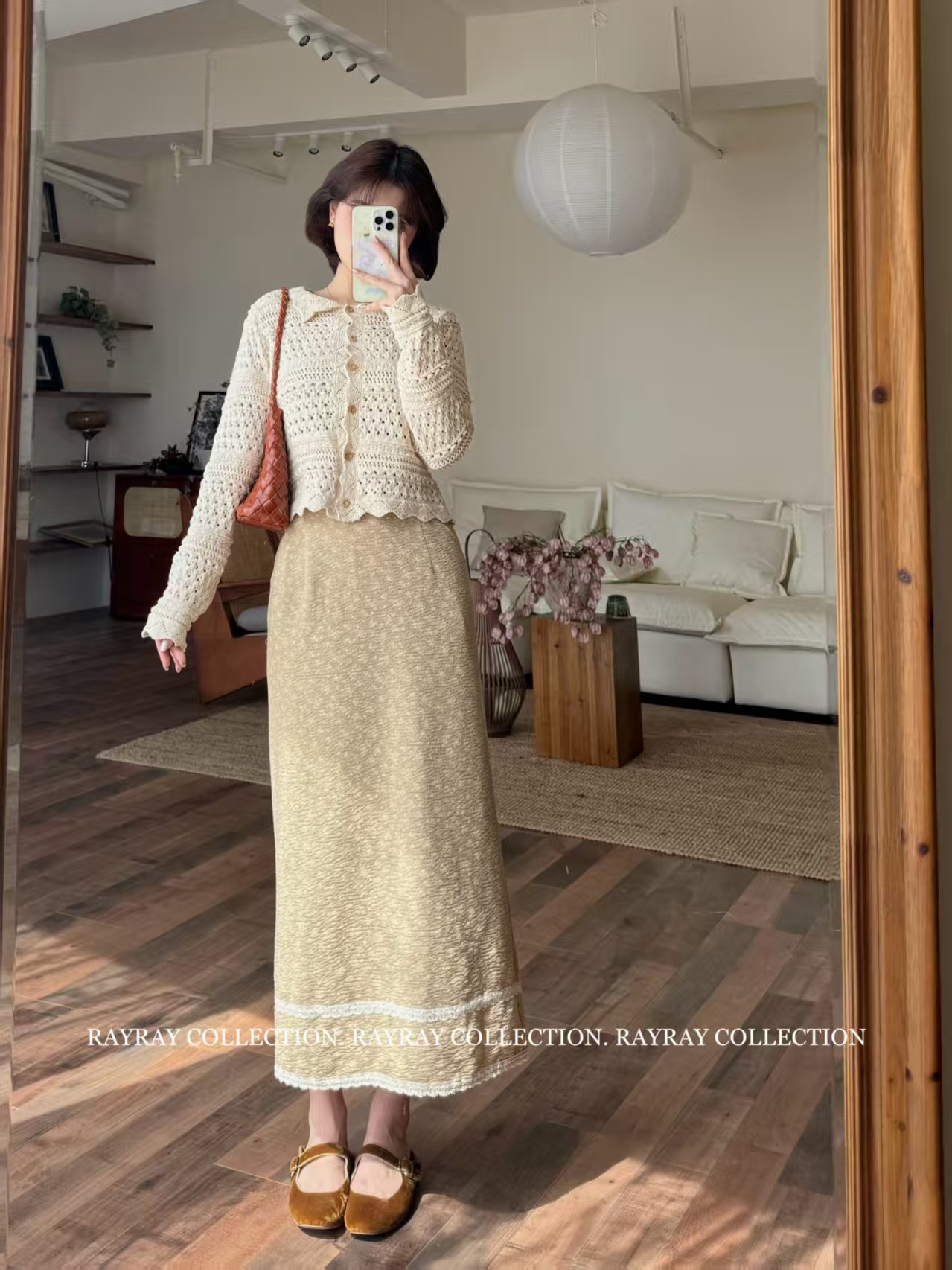 蕾英俊-森屿时光-秋季森系重工钩花古着感开衫+复古蕾丝碎花半裙