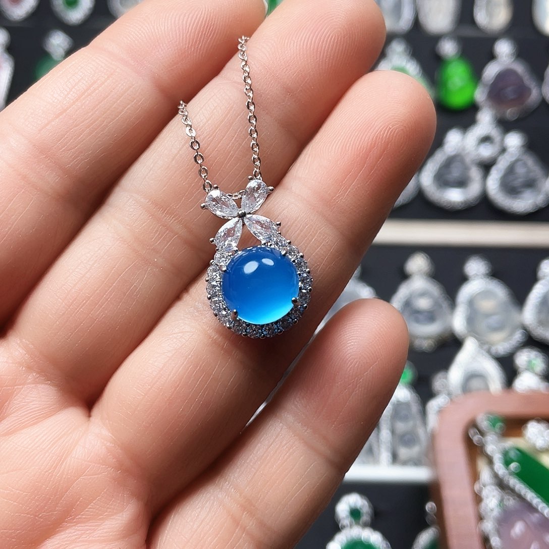 玛瑙/玉髓颈饰合金