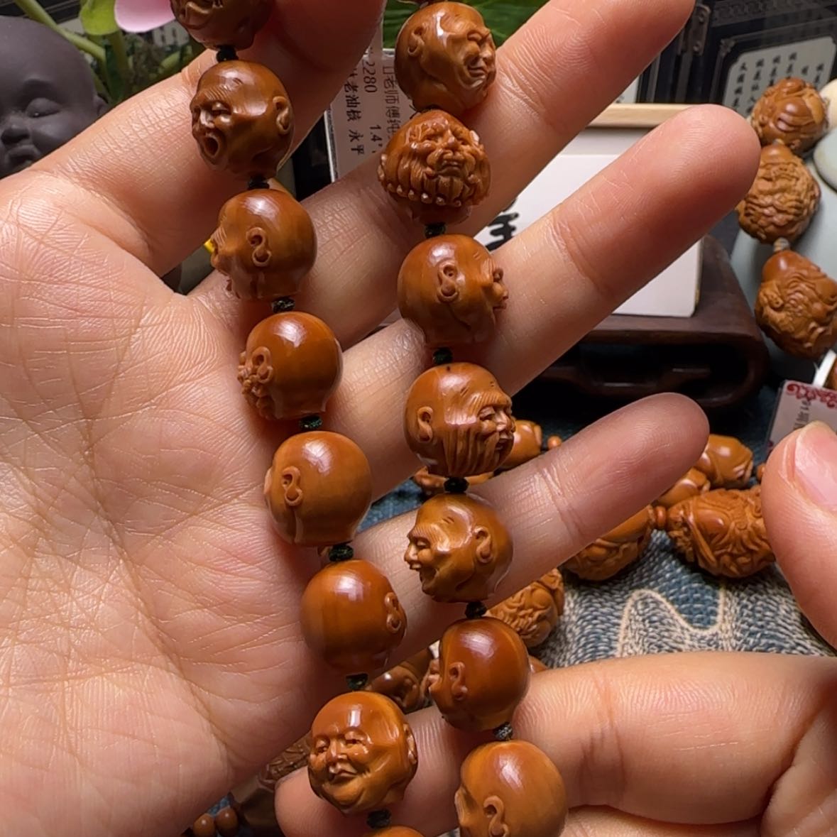 【闪购商品】橄榄核手串须派罗汉