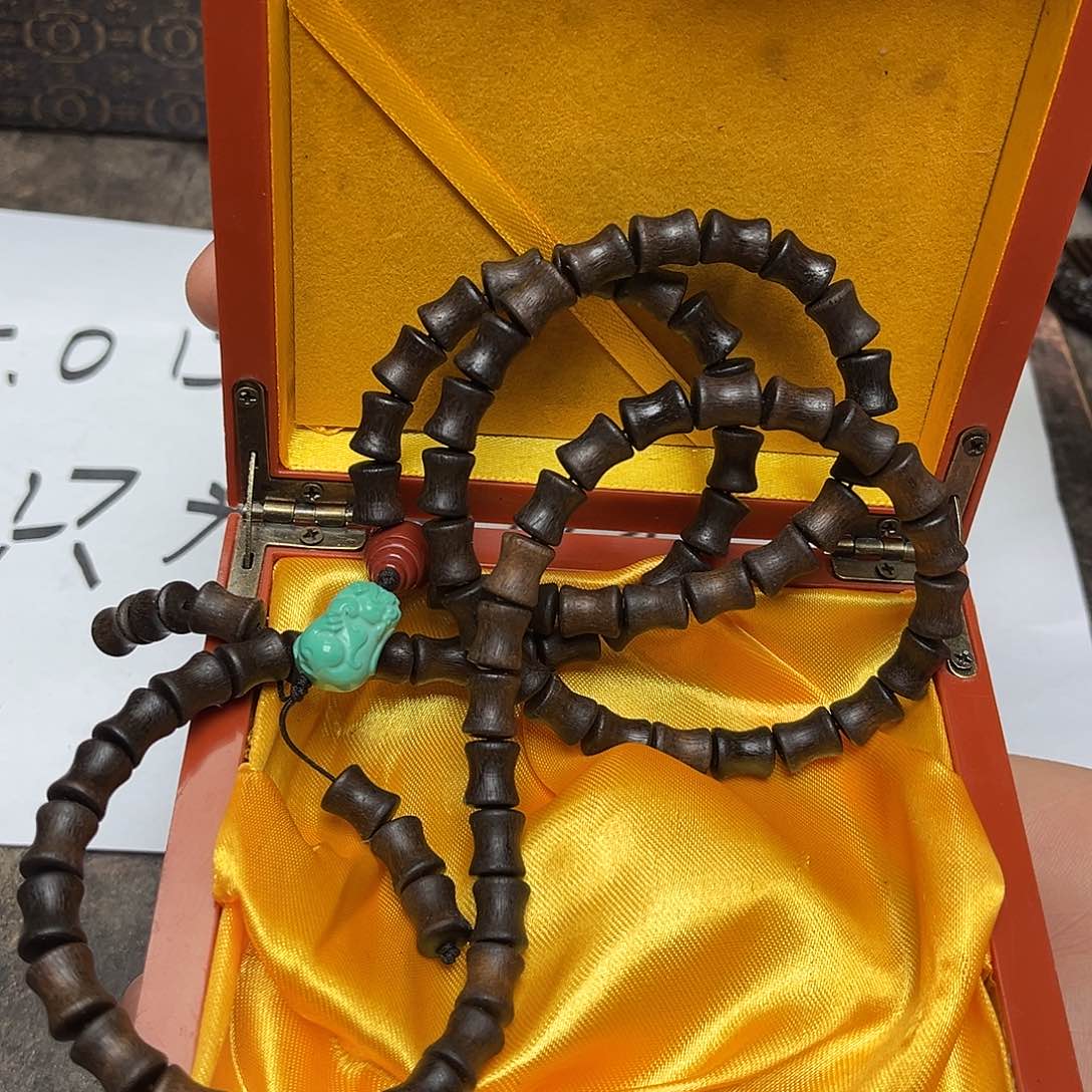 大叶紫檀（黑酸枝木类）