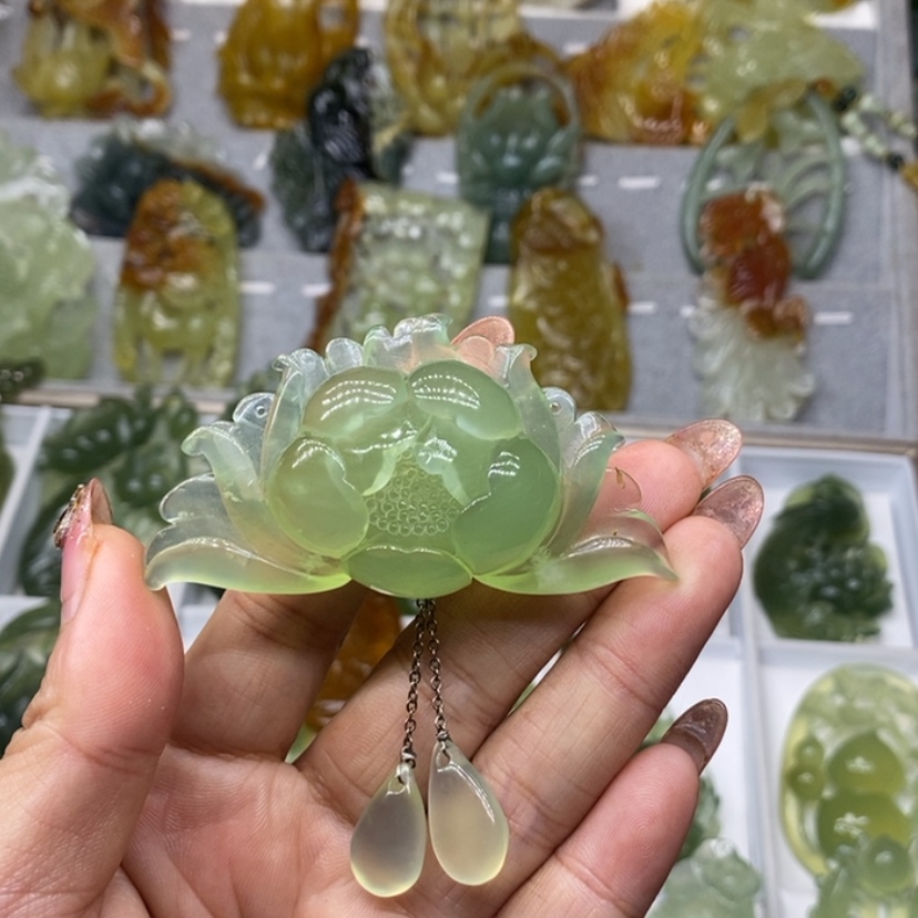 【闪购商品】蛇纹石玉颈饰未镶嵌