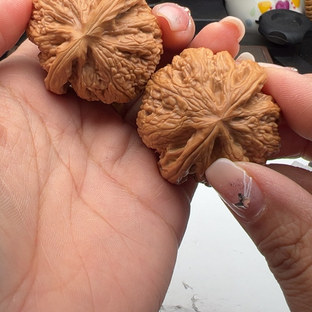 文玩核桃把件粗筋43