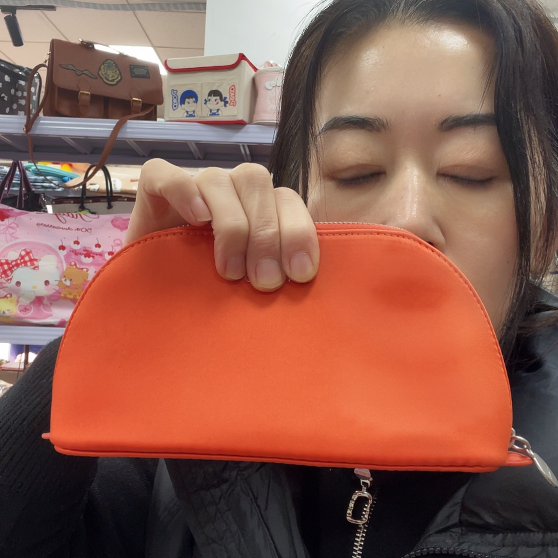 化妆包等各种产品