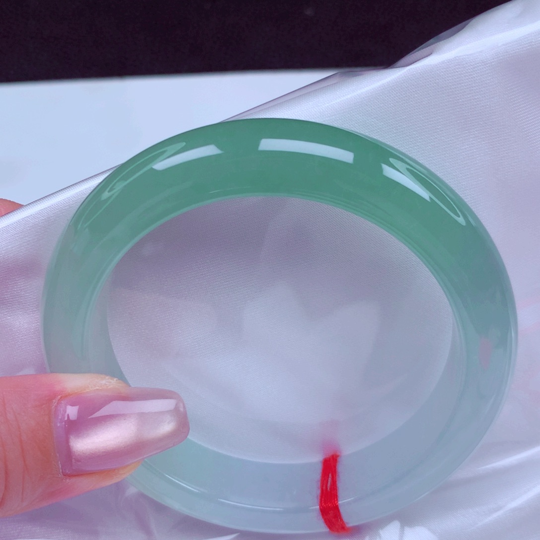 翡翠未镶嵌手镯手镯