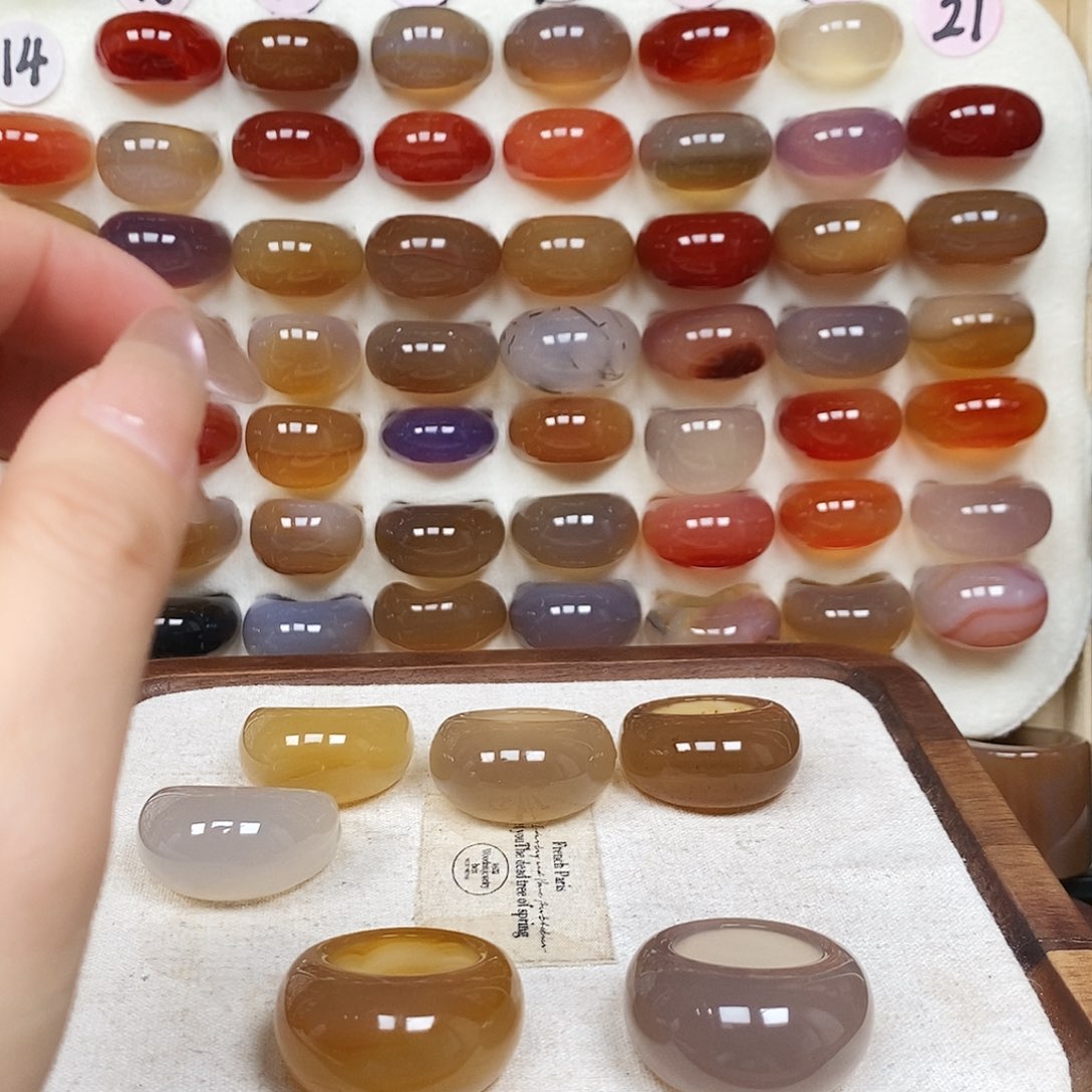 ****木玛瑙/玉髓未镶嵌戒指