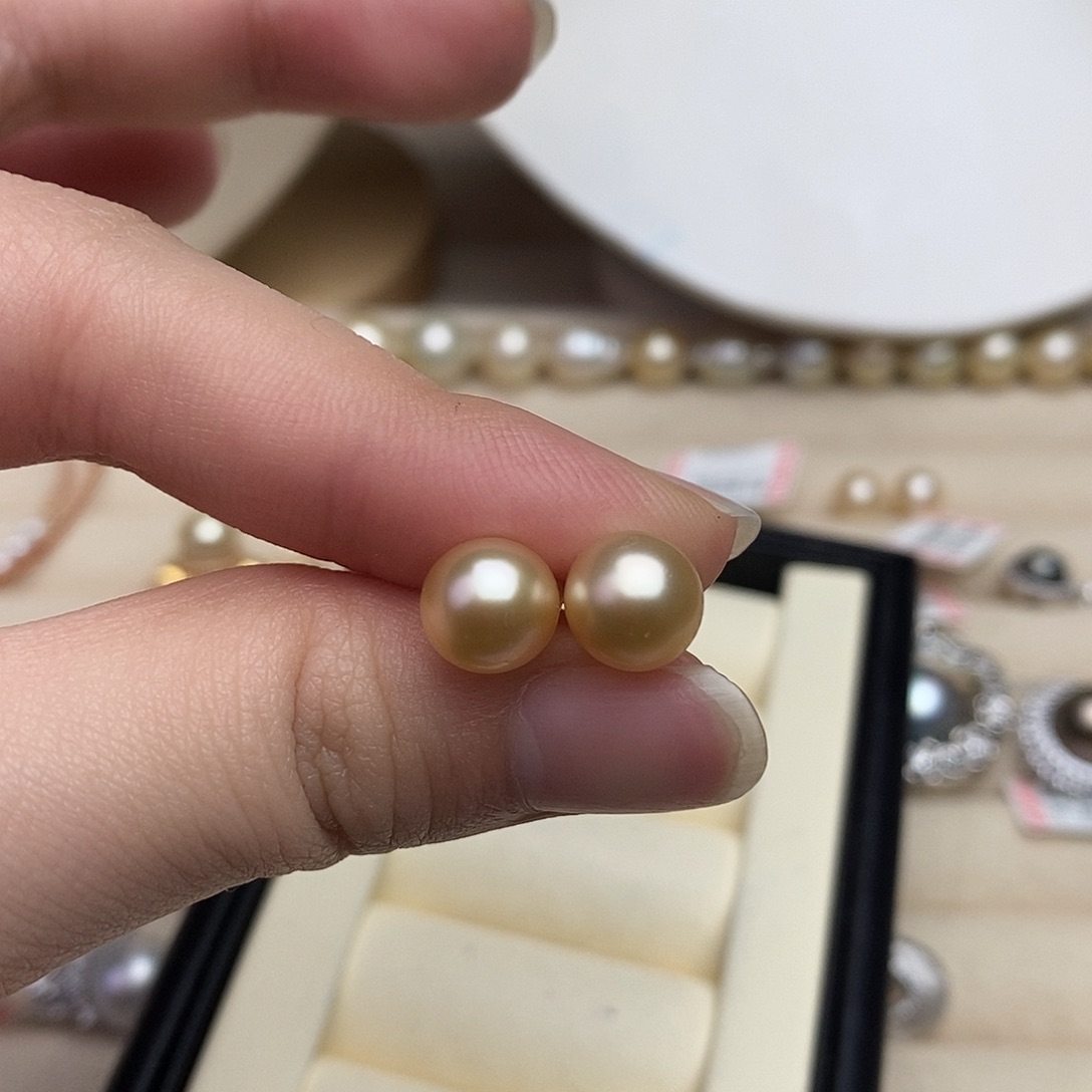 海水珍珠耳饰18K金镶嵌