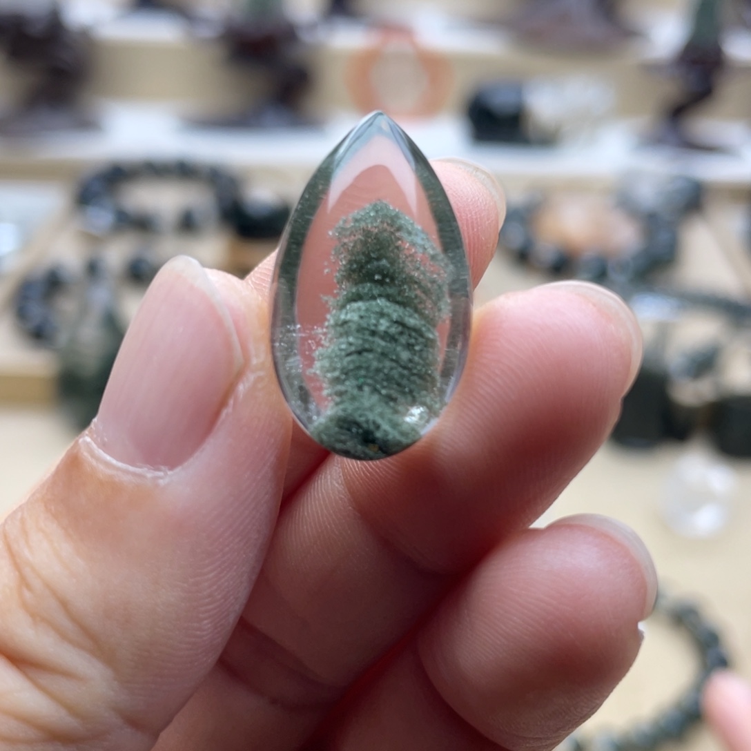 颈饰未镶嵌水晶绿幽灵千层水滴