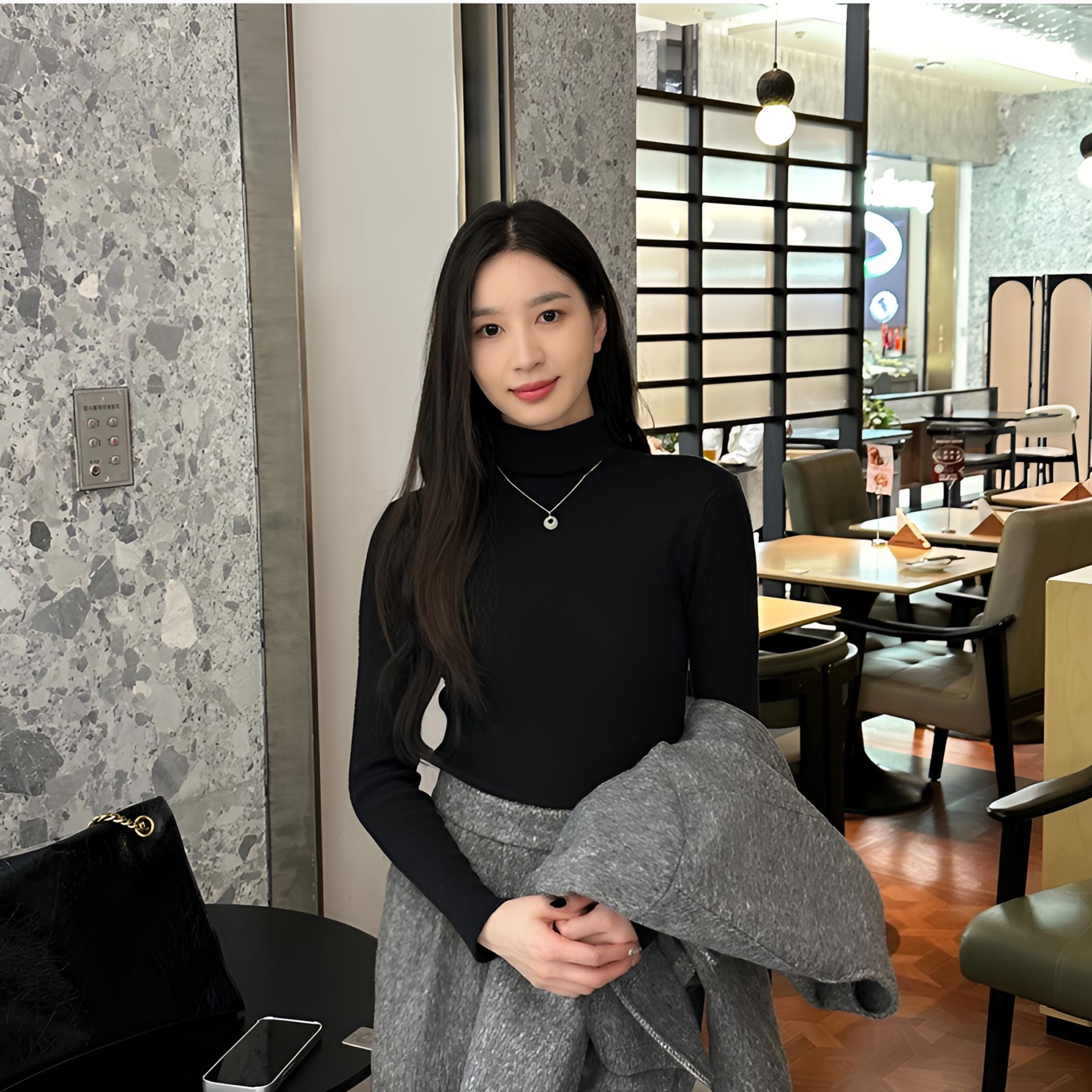 黑色长袖打底衫女秋冬显瘦时尚百搭T恤纯色半高领套头保暖上