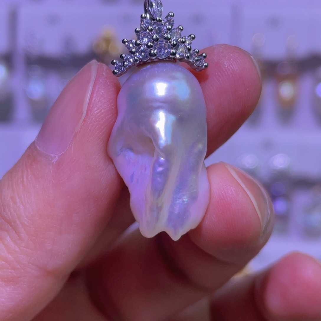 何***天然淡水珍珠吊坠淡水珍珠未镶嵌