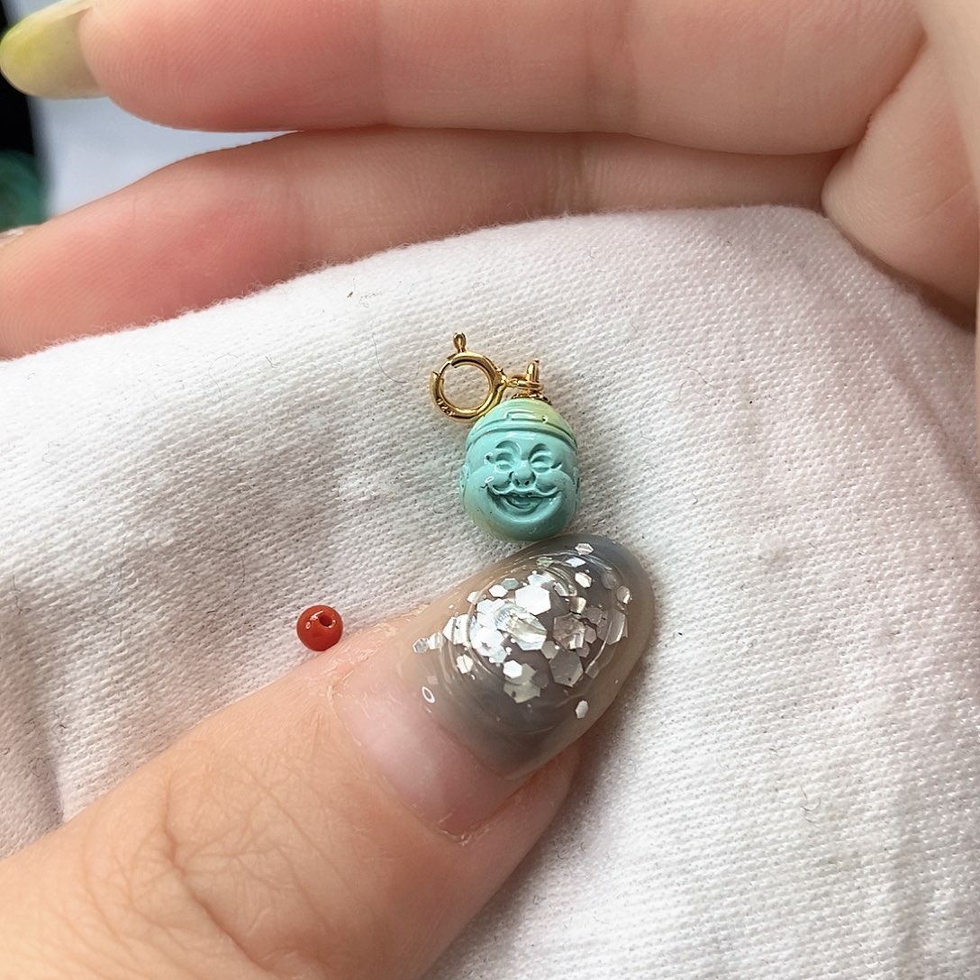 南红玛瑙未镶嵌珠宝奇石