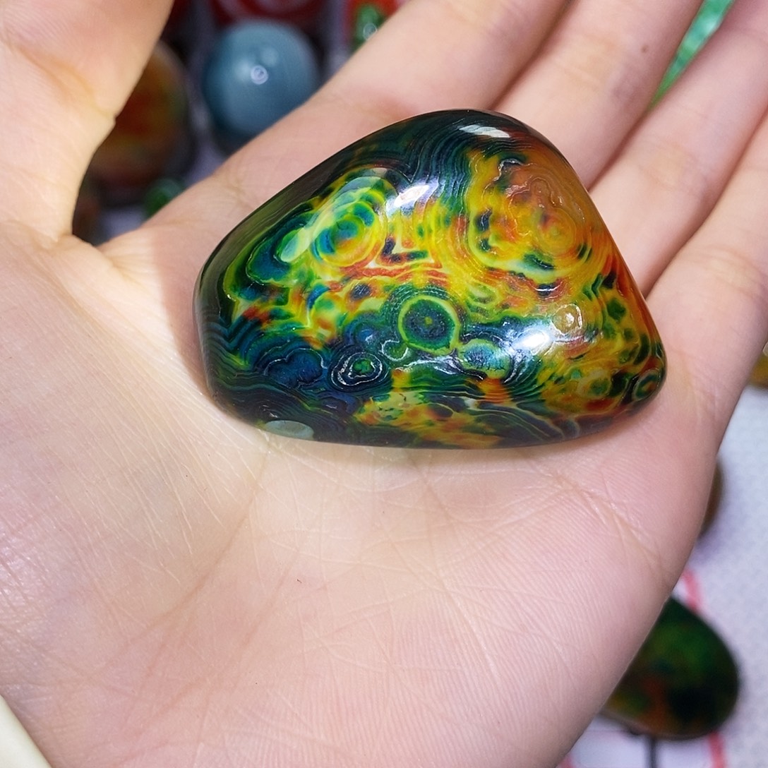 绿***翡玛瑙/玉髓未镶嵌珠宝奇石