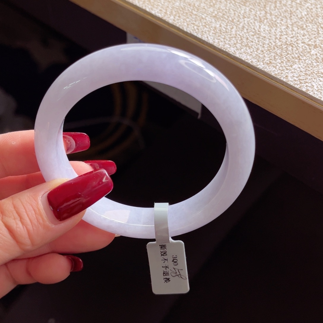 翡翠手镯未镶嵌手镯