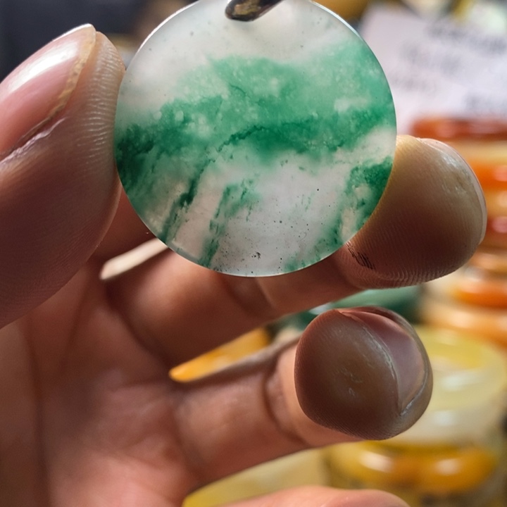 石英质玉（黄龙玉）手镯合金