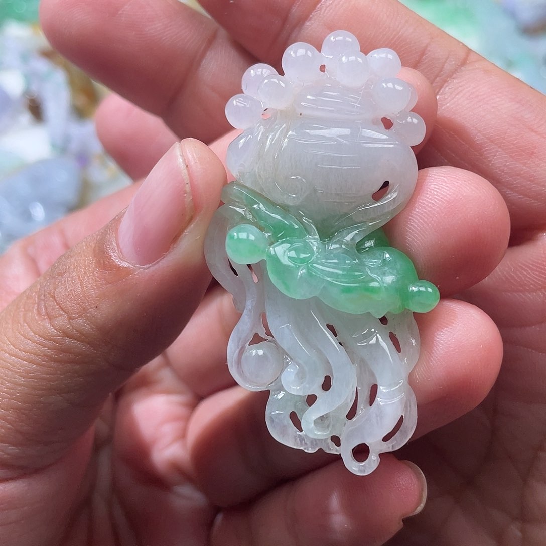 翡翠未镶嵌颈饰翡玉缘翡翠