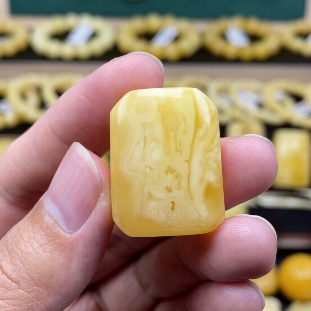 琥珀裸石未镶嵌琥珀蜜蜡