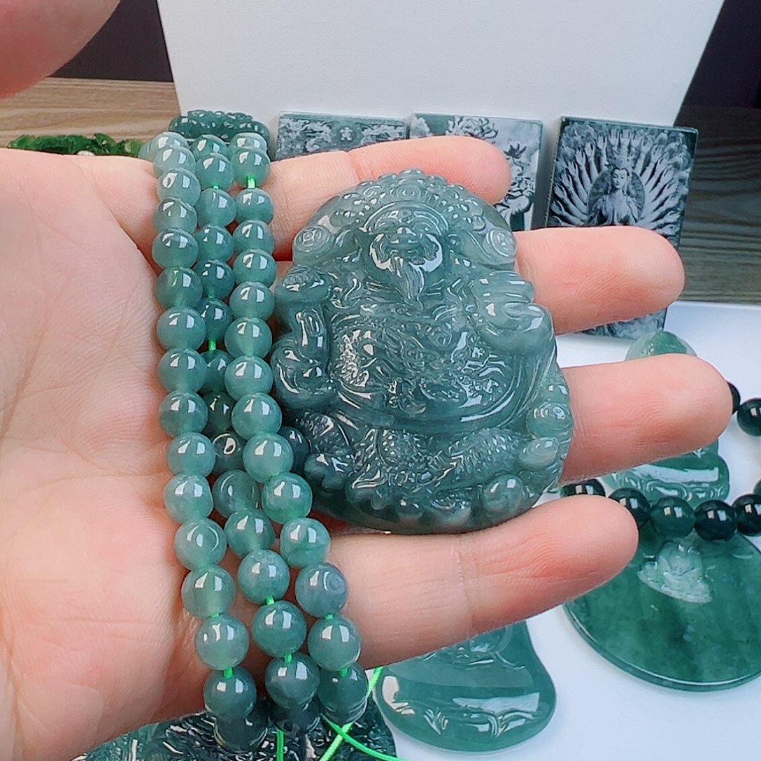 翡翠未镶嵌颈饰111