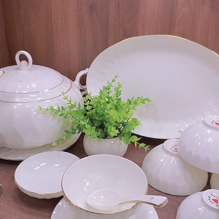 45%以上骨粉骨瓷纯白碗单拍