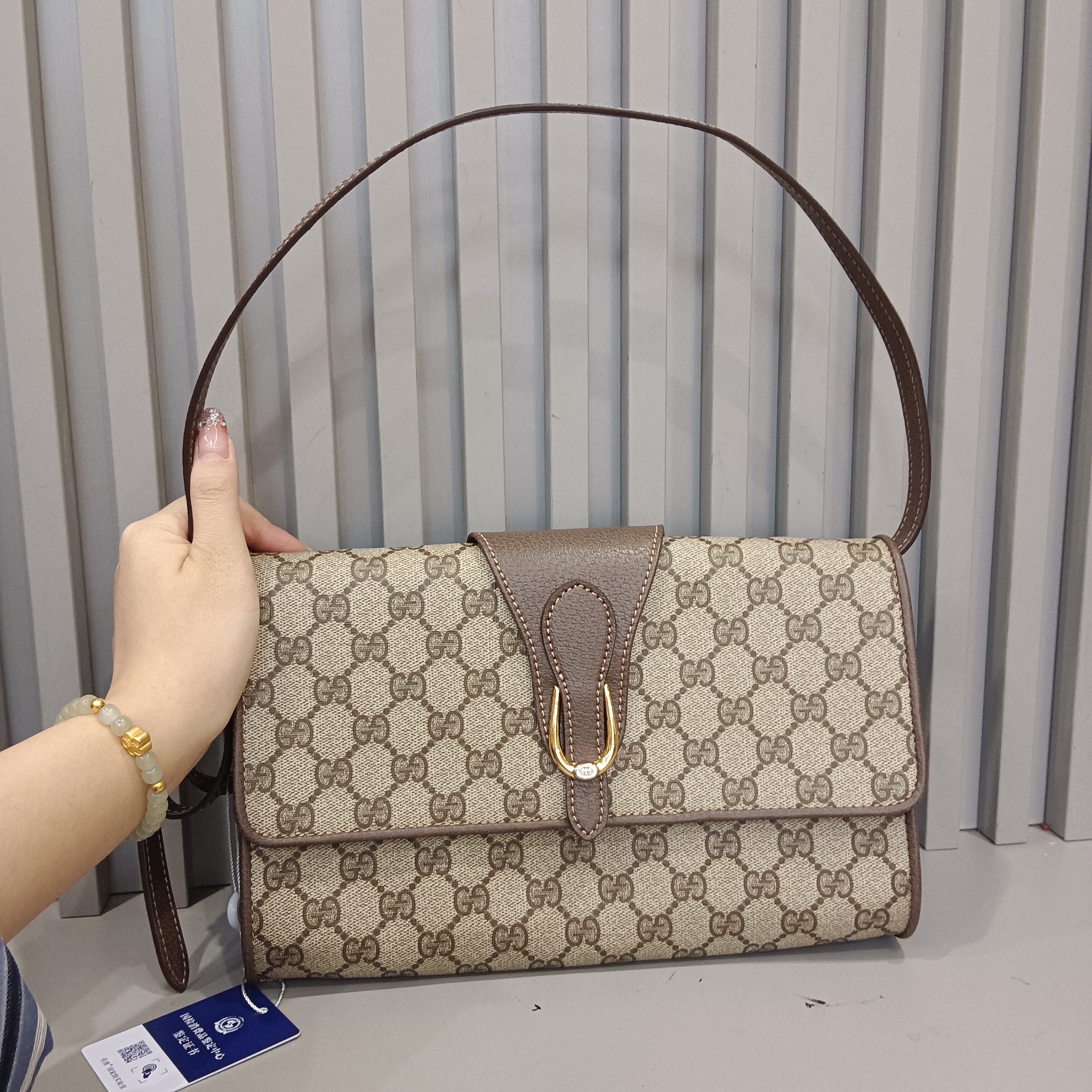 95新 GUCCI/古驰 兔兔奢/古驰斜挎包/250125037