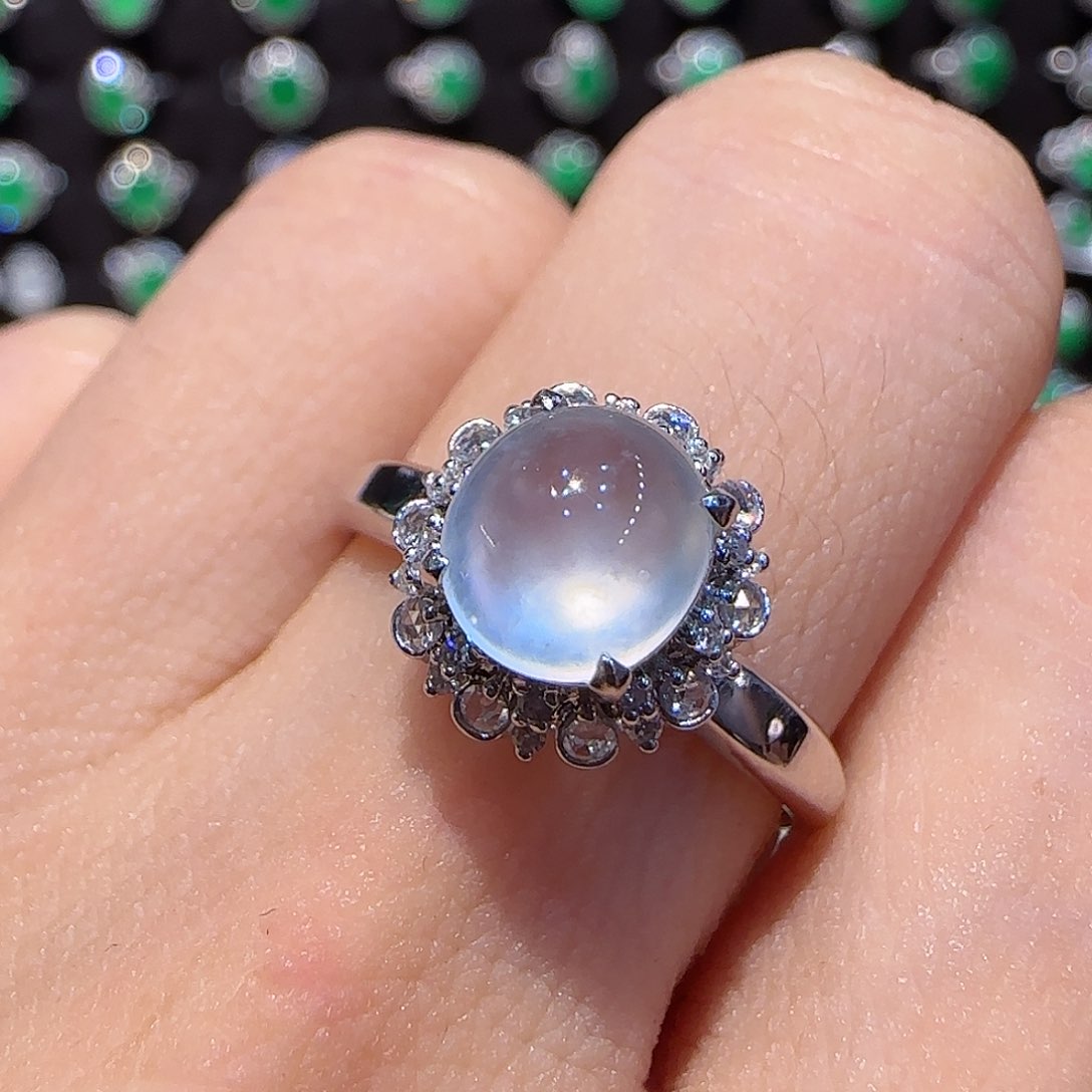 翡翠戒指18K金镶嵌戒指