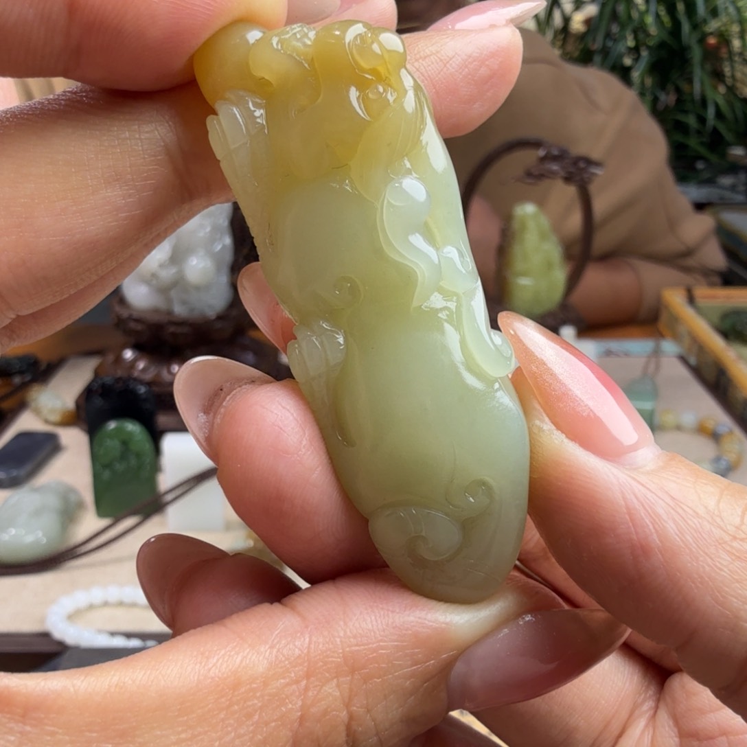 和田玉挂件未镶嵌李*方