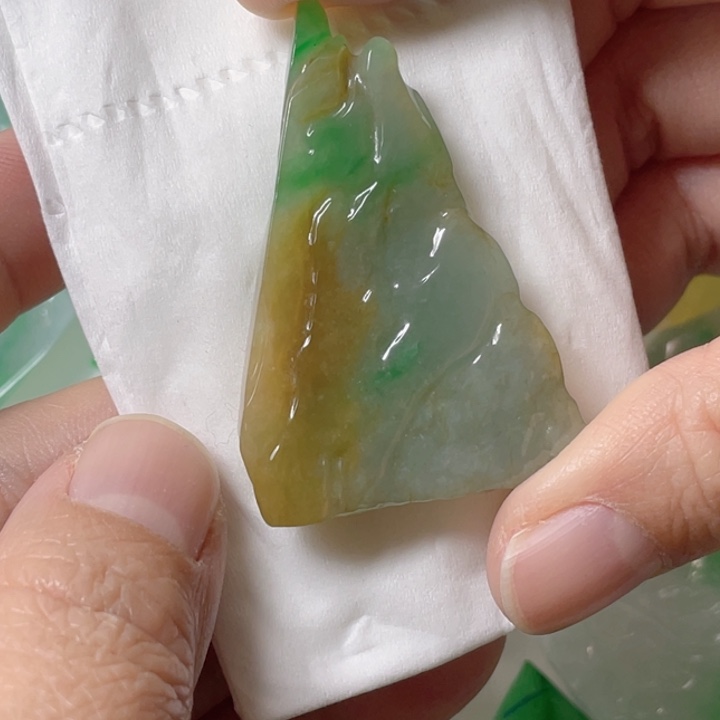 定制翡翠未镶嵌包工
