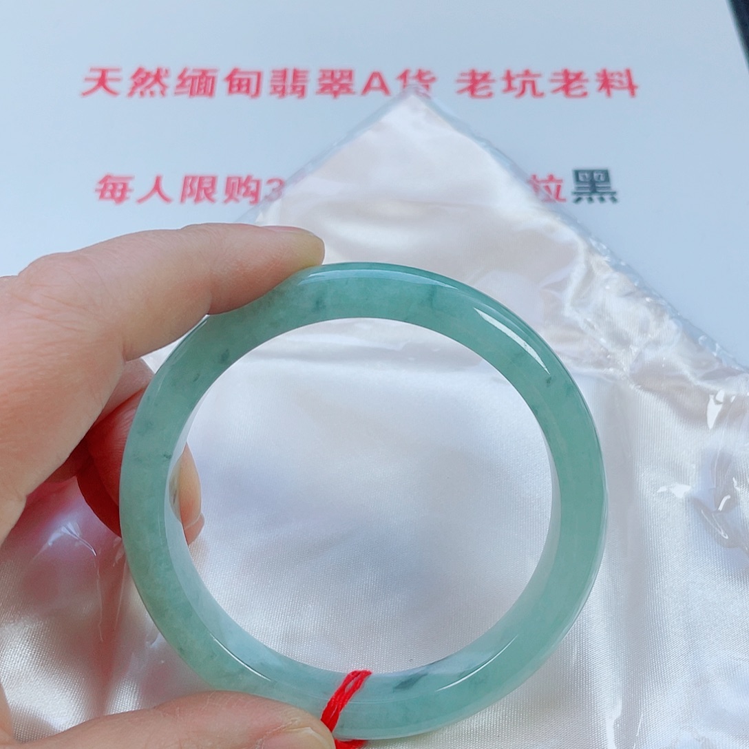 翡翠未镶嵌手镯天然翡翠手镯