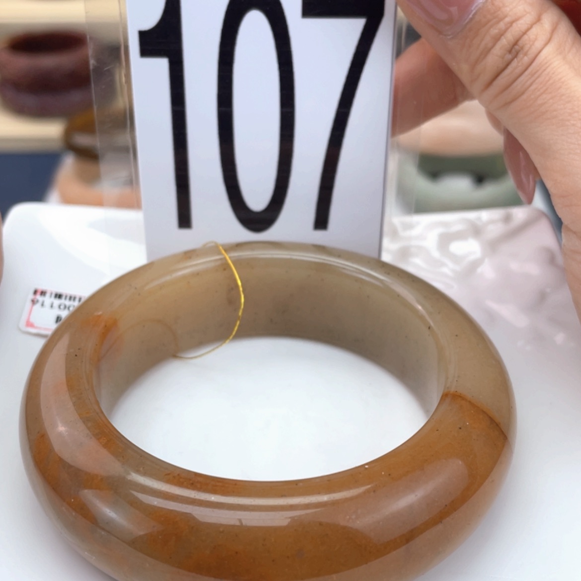 【闪购商品】石英质玉手镯未镶嵌