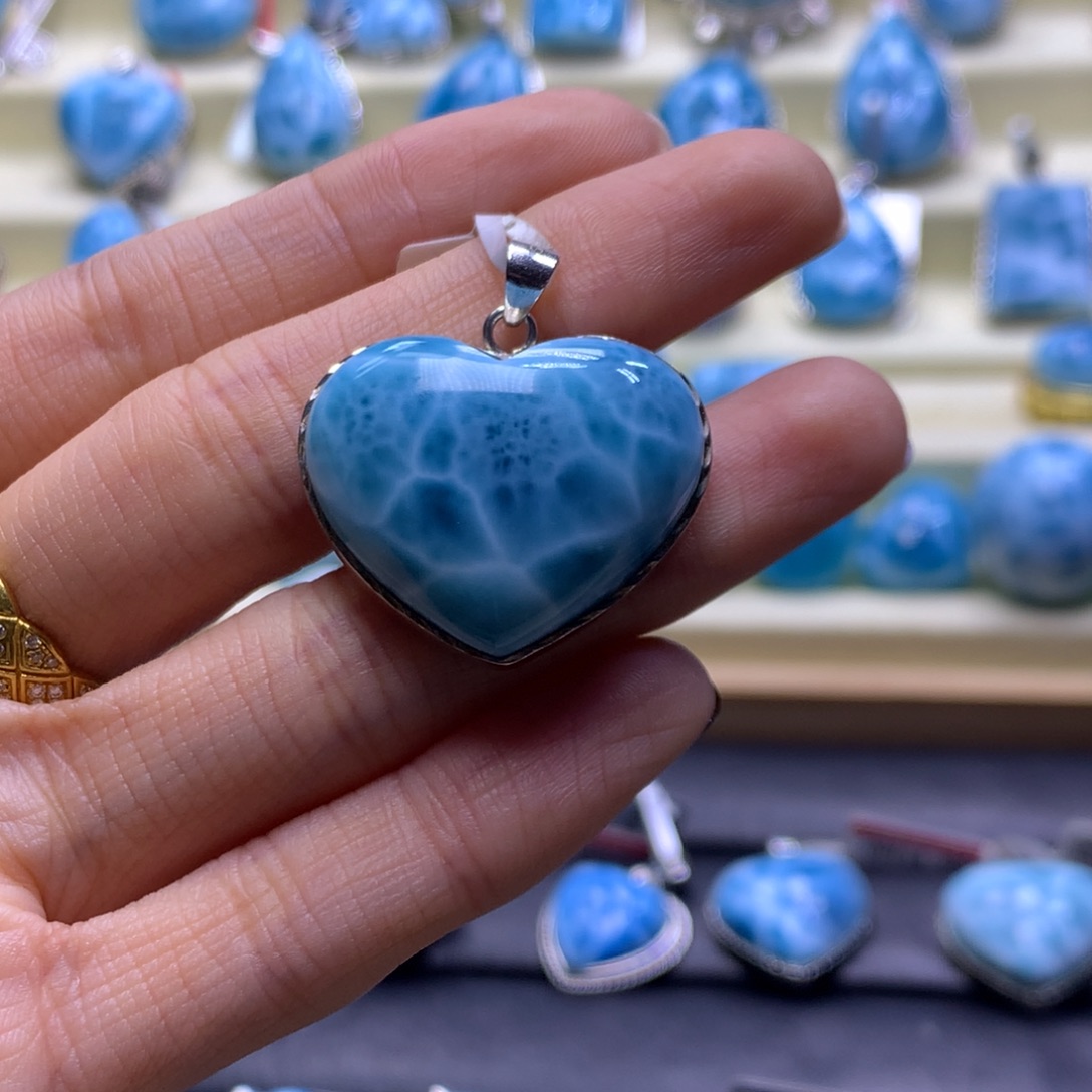 针钠钙石（海纹石）未镶嵌颈饰爱心吊坠色差略异