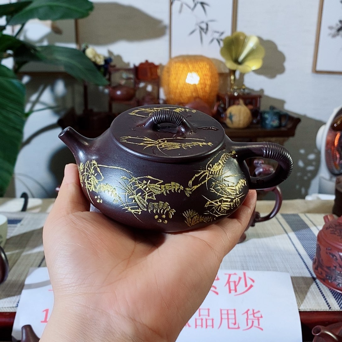 紫砂茶壶宜兴紫砂壶在上海旅游