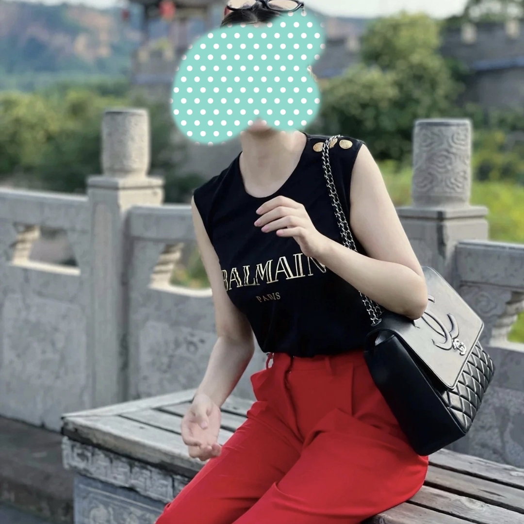 未使用 BALMAIN/巴尔曼 /梅芙/黑色胸前logo金扣背心 38码 