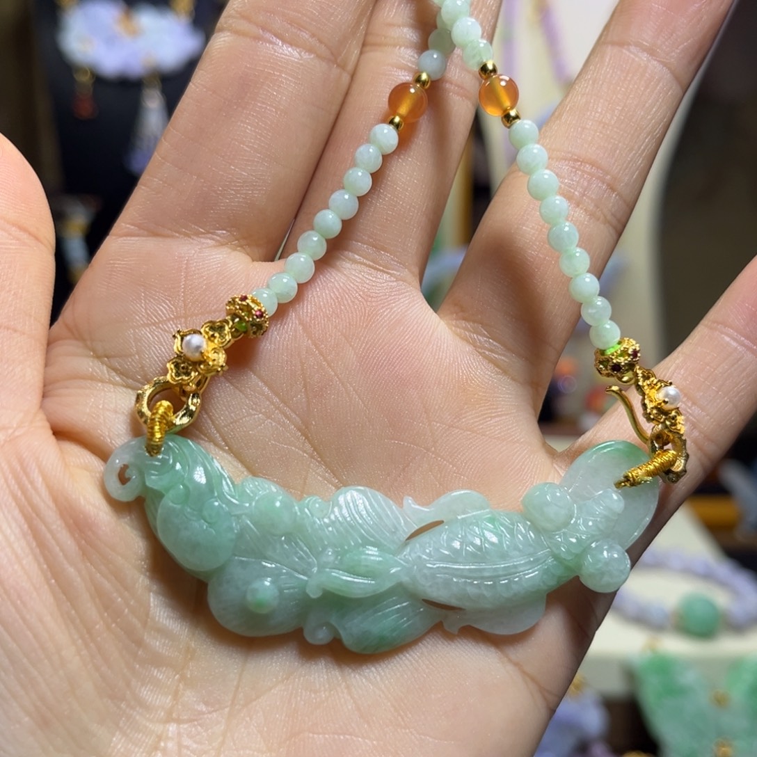 翡翠未镶嵌颈饰天然翡翠