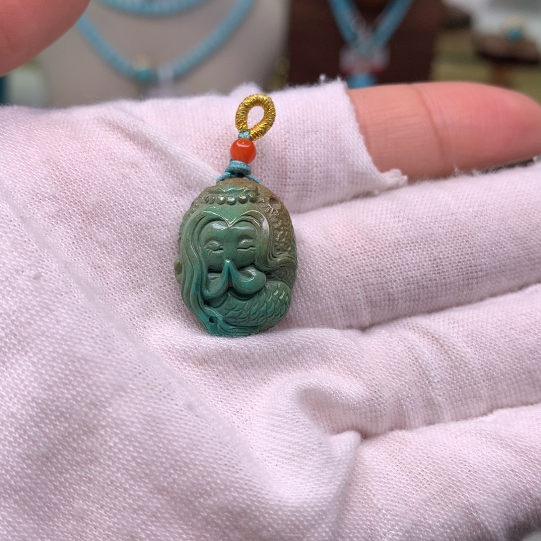 绿松石配饰未镶嵌